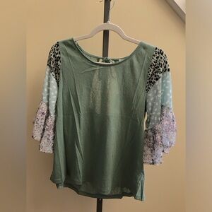 Umgee Green and Multicolor Patchwork Blouse